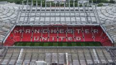 Man Utd borrow another £90m as debt tops £1.1bn